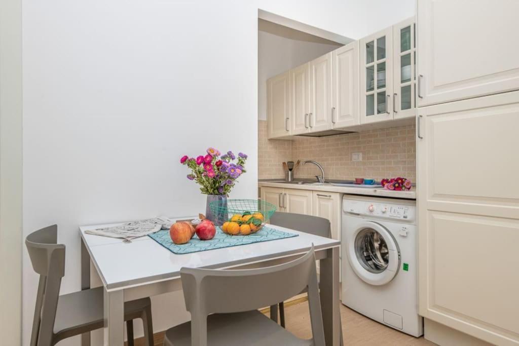 Apartament Liberty House, In Stile Retro! Mediolan Zewnętrze zdjęcie