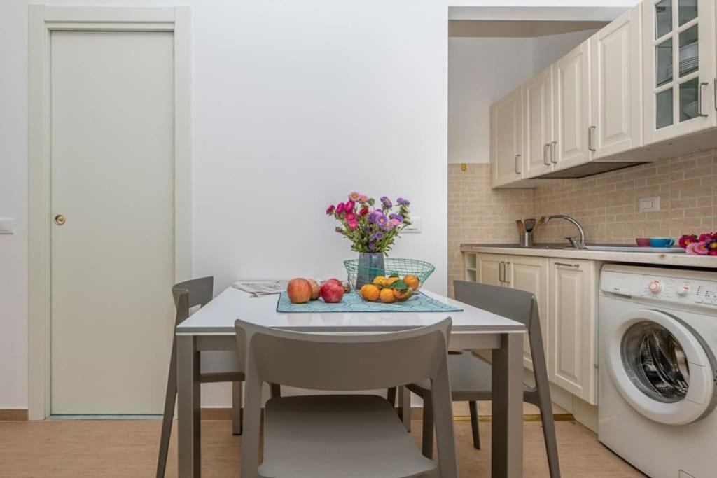 Apartament Liberty House, In Stile Retro! Mediolan Zewnętrze zdjęcie