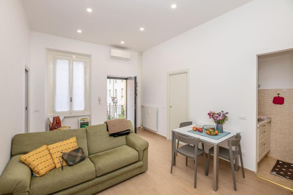 Apartament Liberty House, In Stile Retro! Mediolan Zewnętrze zdjęcie